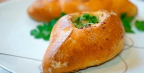 Расстегай с рыбой из слоеного теста. Расстегаи с рыбой в духовке. Как приготовить постные рыбные расстегаи