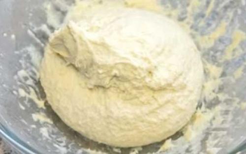 Как лепить расстегаи.  Расстегаи с рыбой