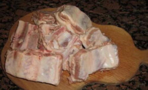 Ребра свиные в духовке в фольге. Свиные ребрышки с картошкой в духовке – 8 вкусных рецептов приготовления