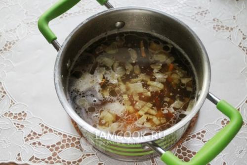 Вкусный и полезный: рецепт грибного супа из королевских шампиньонов и белых грибов 17 Вкусный и полезный: рецепт грибного супа из королевских шампиньонов и белых грибов 17