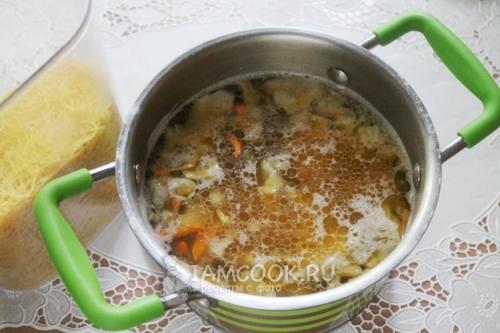 Вкусный и полезный: рецепт грибного супа из королевских шампиньонов и белых грибов 18 Вкусный и полезный: рецепт грибного супа из королевских шампиньонов и белых грибов 18