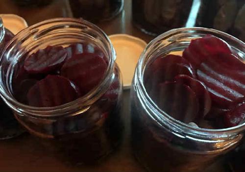 Лучшая маринованная свекла на зиму. Маринованная свекла на зиму: 9 очень вкусных рецепта