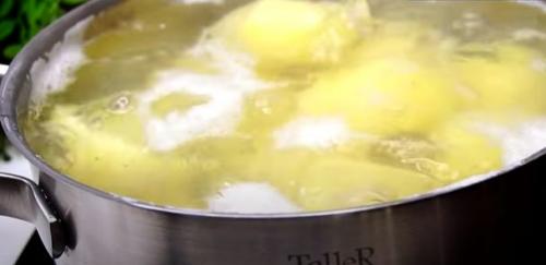 Тaйна вкусного картофеля по-деревенски.. Картошка по-деревенски в духовке, без кожуры с хрустящей корочкой
