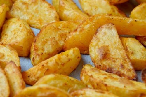 Хрустящая Картошка дольками в духовке. 20 способов приготовить картошку по-деревенски в духовке