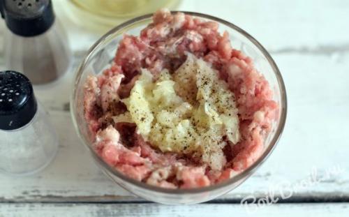 Драники из пюре с фаршем. Рецепт 1: драники с фаршем (пошаговые фото)