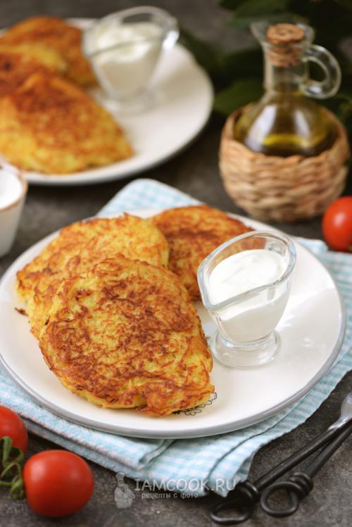 Драники из картофельного рецепт из пюре. Самый простой рецепт на сковороде 26