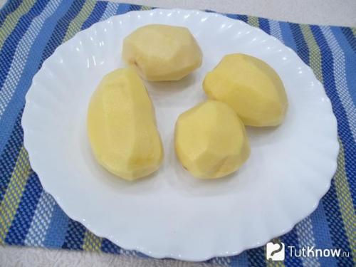 Картофельные оладьи из пюре. Картофельные оладьи с панировочными сухарями 01 Картофельные оладьи из пюре. Картофельные оладьи с панировочными сухарями 01