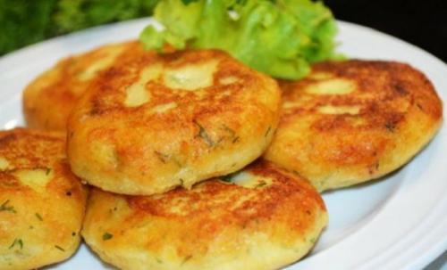 Что приготовить из холодной вареной картошки. Что приготовить из вареной картошки, если она осталась в мундире и без. Рецепты быстро, вкусно в духовке, микроволновке