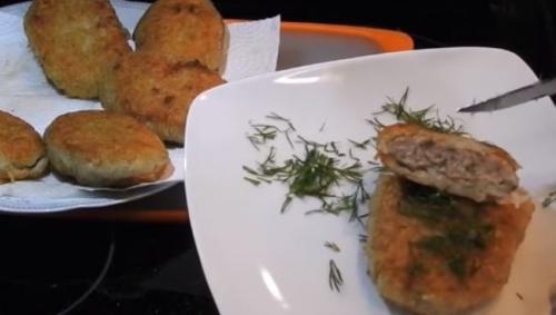 Картофельные оладьи из вареной картошки на кефире. Картофельные оладьи: 8 рецептов оладушек из сырого и вареного картофеля