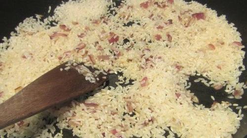 Ризотто с морским коктейлем. Итальянское ризотто с креветками в домашних условиях