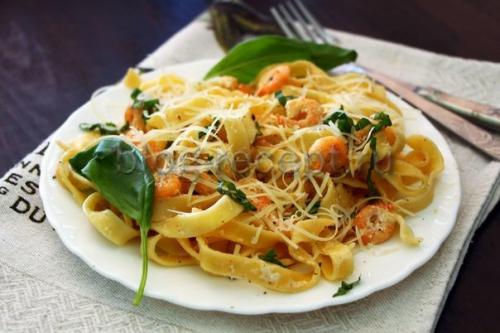 Креветки в сливочно-чесночном соусе со спагетти. Паста с креветками в чесночно-сливочном соусе: гастрономическое удовольствие! (видео-рецепт)