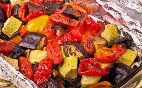 Овощи, запеченные в духовке