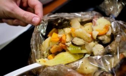 Диетические овощи в рукаве. Овощи в рукаве