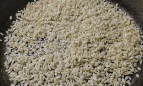 Как приготовить ризотто с креветками в сливочном соусе. Ризотто с креветками – 5 пошаговых рецептов приготовления