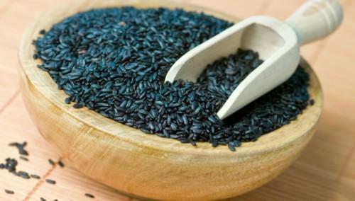 Черный рис с креветками в сливочном соусе. Ризотто с морепродуктами: 2 красочных блюда