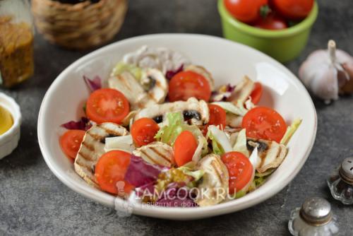 Простой и вкусный салат Цезарь с грибами шампиньонами: пошаговый рецепт 05 Простой и вкусный салат Цезарь с грибами шампиньонами: пошаговый рецепт 05