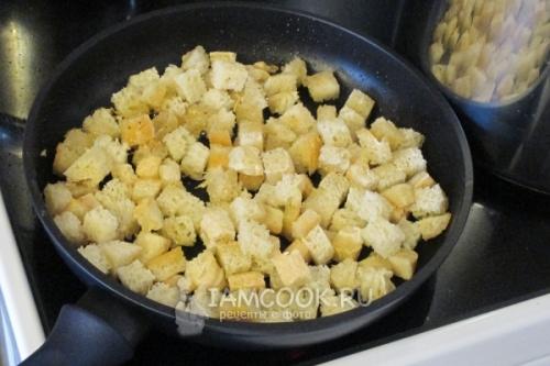 Рецепт цезаря с курицей и грибами: простой и вкусный салат 10 Рецепт цезаря с курицей и грибами: простой и вкусный салат 10