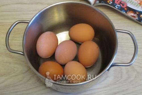 Рецепт цезаря с курицей и грибами: простой и вкусный салат 08 Рецепт цезаря с курицей и грибами: простой и вкусный салат 08