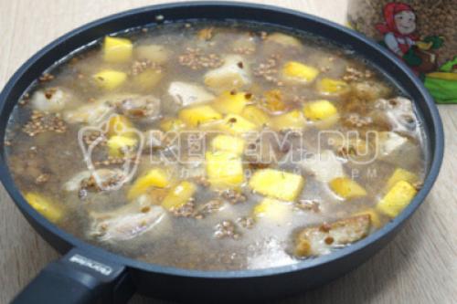 Как приготовить гречку со свининой и тыквой. Гречка с мясом и тыквой 10 Как приготовить гречку со свининой и тыквой. Гречка с мясом и тыквой 10