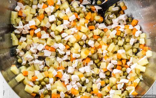 Сколько времени требуется для приготовления салата. Салат Столичный