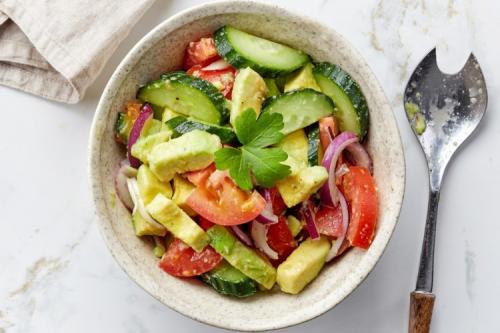Можно ли добавить другие овощи, например, помидоры или авокадо. 15 шикарных салатов с авокадо и помидорами