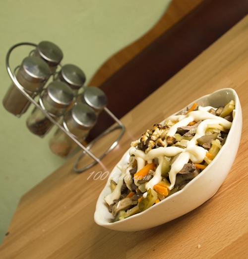 Слоеный салат из свиного сердца с шампиньонами.. Салат из свиного сердца с грибами: пошагово с фото 13 Слоеный салат из свиного сердца с шампиньонами.. Салат из свиного сердца с грибами: пошагово с фото 13