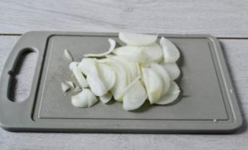 Салат из свиного сердца с горошком. Салат из свиного сердца