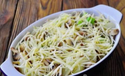 Картошка с шампиньонами в духовке
