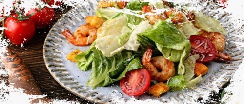 Какие полезные альтернативы традиционному салату цезарь существуют. Салат «Цезарь» ПП: 15 диетических рецептов лёгкого ужина