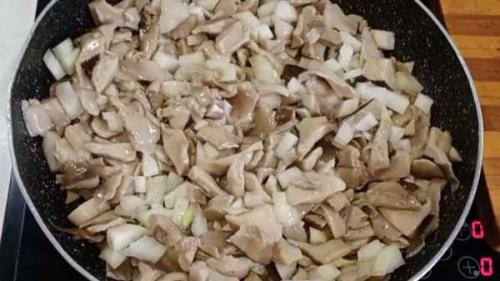 Как приготовить серые рядовки. Как варить грибы рядовки перед жаркой