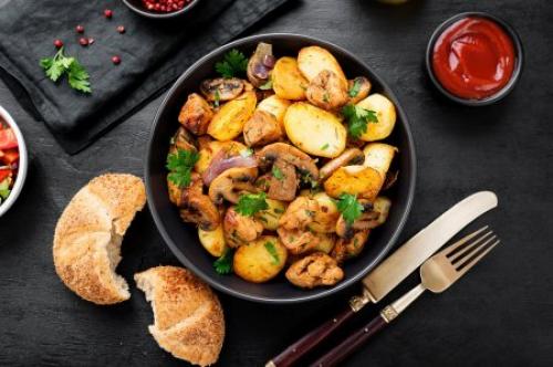 Какие соусы или заправки подходят для салата с Курицей и шампиньонами. 20 интересных салатов с жареными шампиньонами