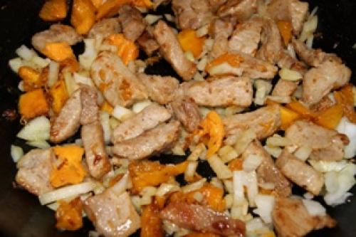 Фаршированная тыква запеченная в духовке с гречкой и мясом. Тыква, фаршированная мясом, запеченная в духовке — 3 лучших рецепта 36