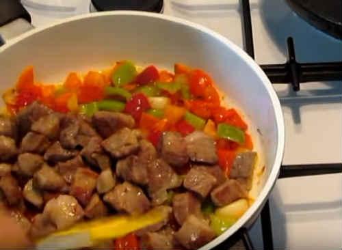 Фаршированная тыква запеченная в духовке с гречкой и мясом. Тыква, фаршированная мясом, запеченная в духовке — 3 лучших рецепта