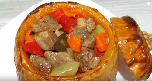 Фаршированная тыква запеченная в духовке с гречкой и мясом. Тыква, фаршированная мясом, запеченная в духовке — 3 лучших рецепта