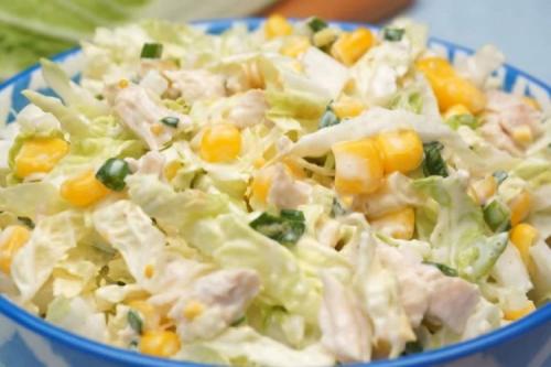 Как подготовить болгарский перец для салата с копченой курицей и кукурузой. 20 оригинальных салатов с копченой курицей и кукурузой