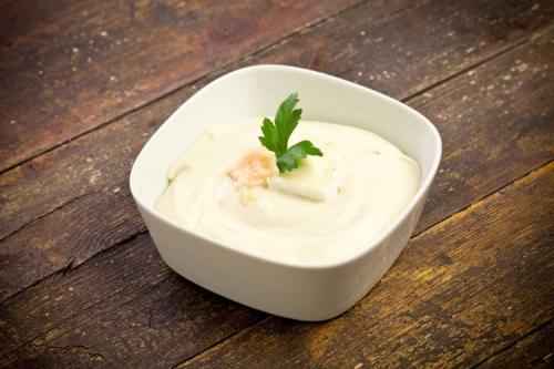 Какой соус лучше всего сочетается с салатом из курицы, перца и помидоров. 20 заправок, которые сделают салат незабываемым