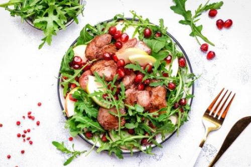 Оригинальные салаты из курицы. 20 салатов с куриной грудкой, которые оценит любая хозяйка