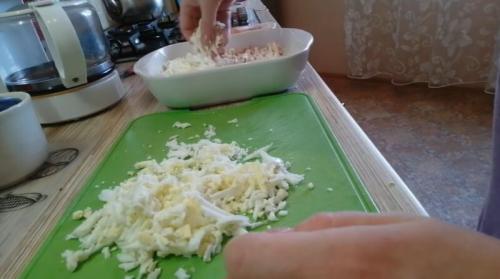 Как хранить приготовленный салат с копченой курицей и сыром. Салаты с копченой курицей — 7 вкусных и простых рецептов