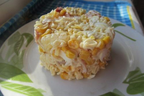 Как подготовить болгарский перец для салата с копченой курицей и кукурузой. 20 оригинальных салатов с копченой курицей и кукурузой