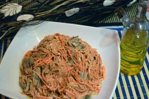 Какие полезные свойства имеет Салат с Копченой Грудкой и Корейской Морковью. Салаты с Корейской морковью: 20 самых вкусных рецептов
