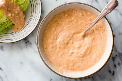 Какой соус или заправка подходит для этого салата. 20 заправок, которые сделают салат незабываемым