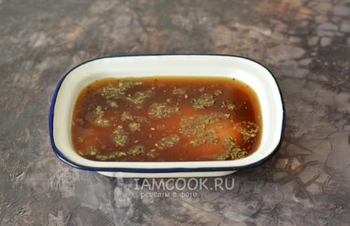 Легкий и Вкусный Салат: Помидоры, Огурцы, Перец, Сыр и Куриная Грудка 02