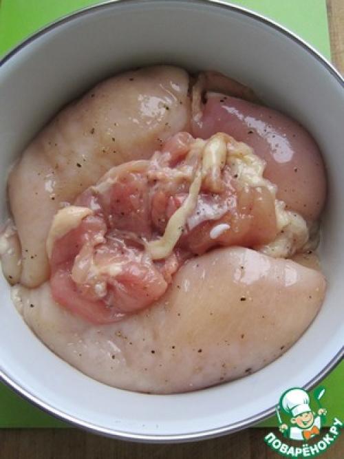 Как правильно приготовить курицу для салата. Куриное мясо для салатов