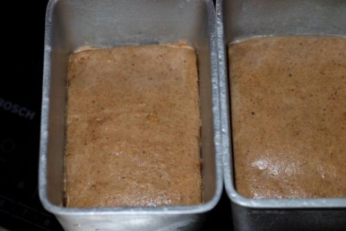 Ржаной хлеб на закваске с черносливом. Ржаной заварной хлеб на закваске с сухофруктами