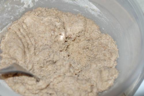 Ржаной хлеб на закваске с черносливом. Ржаной заварной хлеб на закваске с сухофруктами