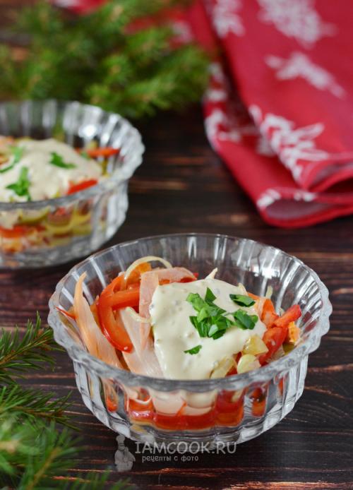 Рецепт салата с копченой курицей и болгарским перцем: простота и вкус 18 Рецепт салата с копченой курицей и болгарским перцем: простота и вкус 18