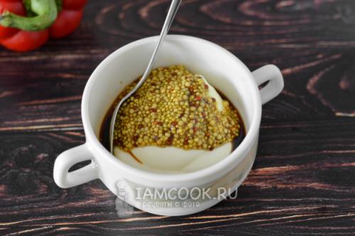 Рецепт салата с копченой курицей и болгарским перцем: простота и вкус 11 Рецепт салата с копченой курицей и болгарским перцем: простота и вкус 11