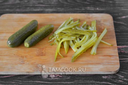 Рецепт салата с копченой курицей и болгарским перцем: простота и вкус 14 Рецепт салата с копченой курицей и болгарским перцем: простота и вкус 14