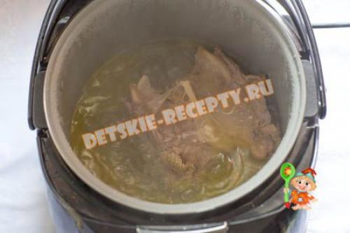 Борщ в мультиварке поларис. Свекольный борщ в мультиварке