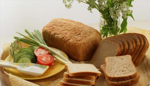 Хлеб только из ржаной муки в хлебопечке. Рецепт хлеба для хлебопечки из ржаной муки